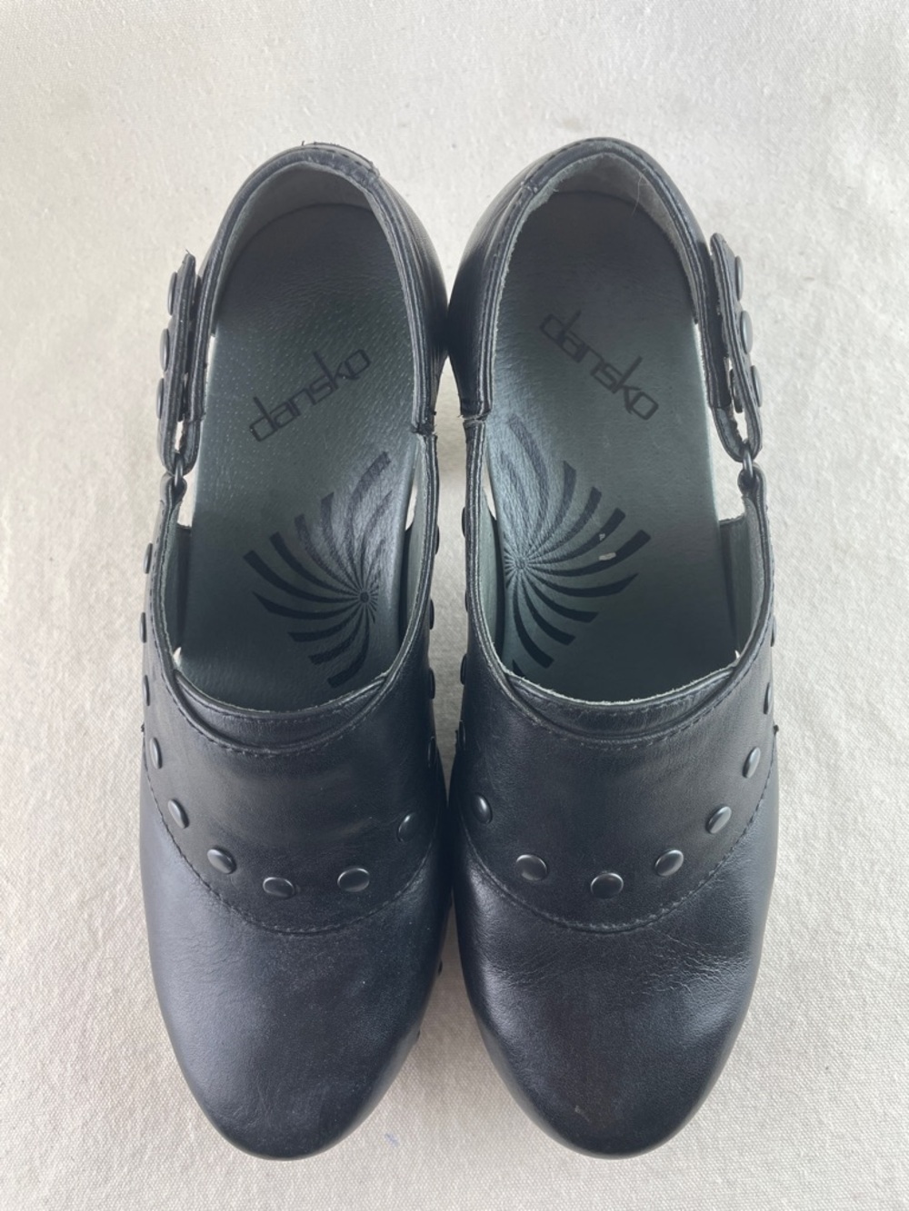 Dansko Black Studded Leather Mary Jane Heels Size 7.5 (38) - Picture 2 of 10